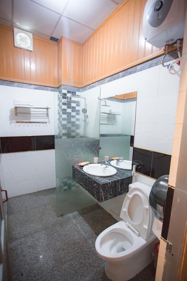Tay Nguyen Hotel Kon Tum Dış mekan fotoğraf