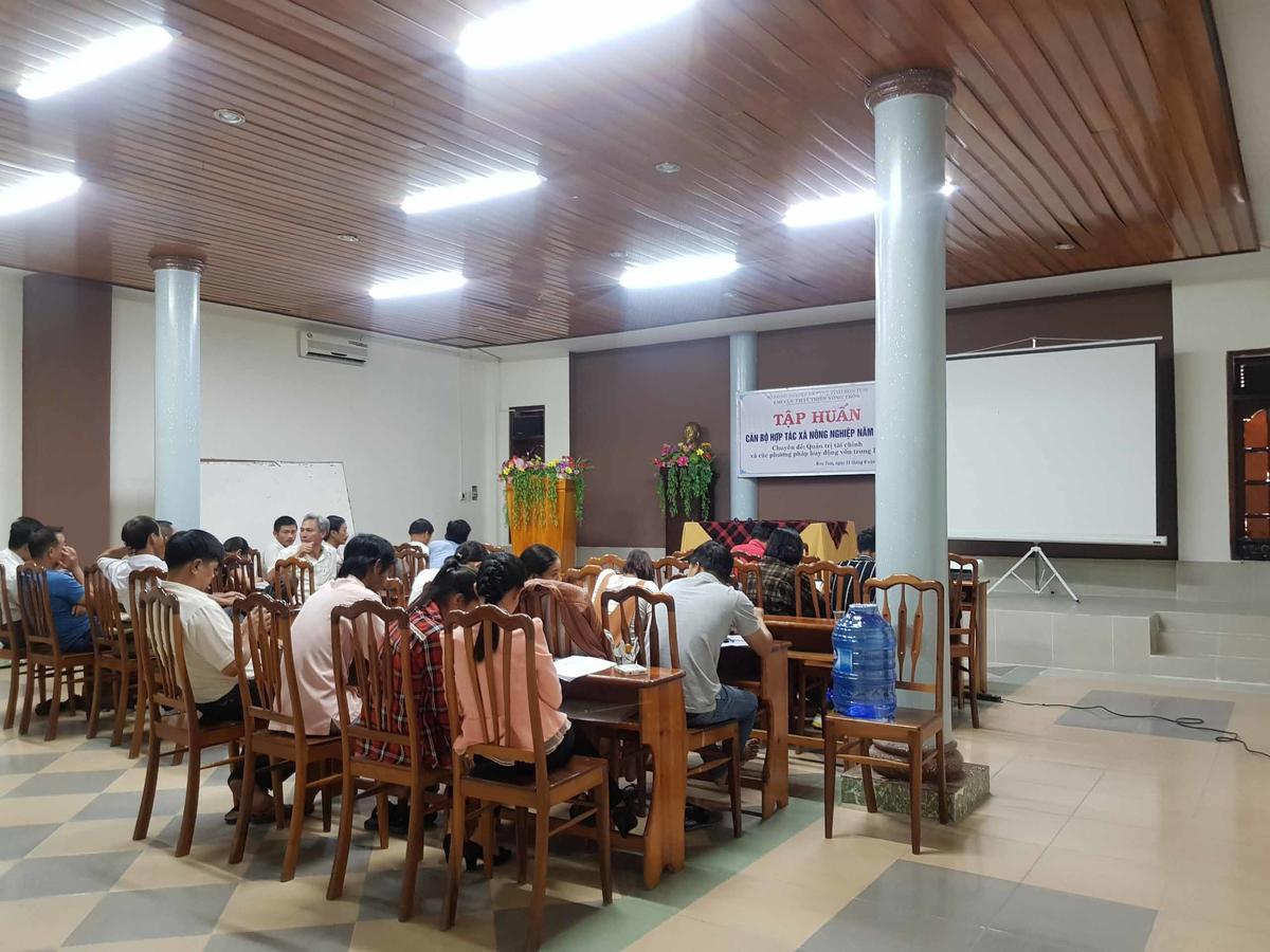 Tay Nguyen Hotel Kon Tum Dış mekan fotoğraf